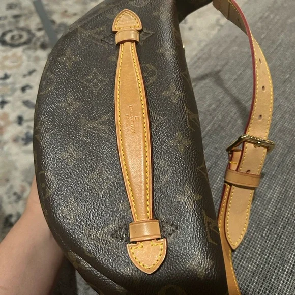 Louis Vuitton Brown Monogram Bumbag!! - Picture 11 of 11